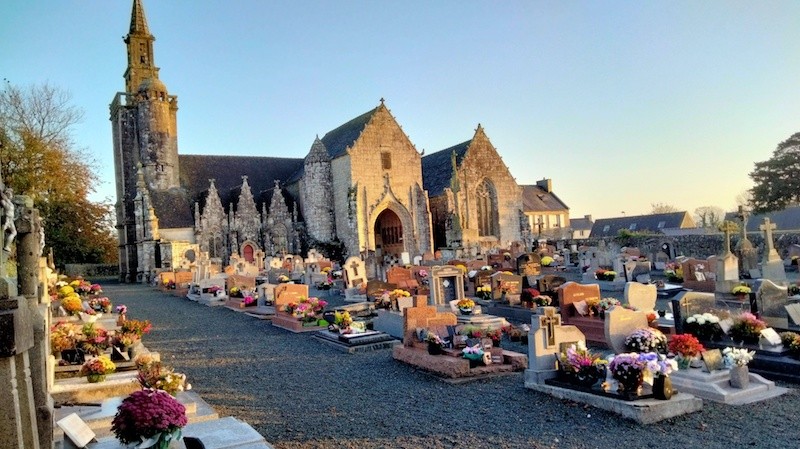 Cimetiere la Toussaint