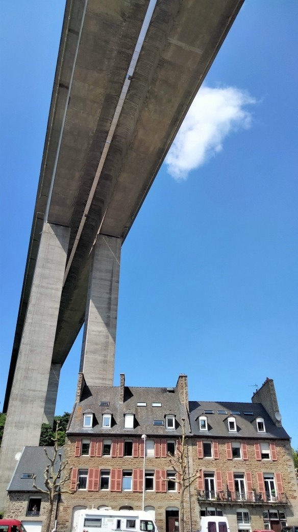 Pont N12 audessus du port