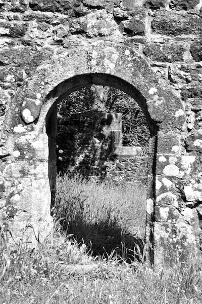 entrée de la chapelle St Maudez